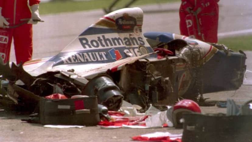 Grave acidente mata Ayrton Senna, em 1994 (Foto: Reprodução) Grave acidente mata Ayrton Senna, em 1994 (Foto: Reprodução)