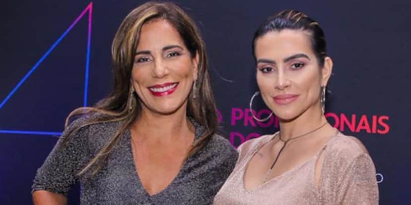 Glória Pires e Cleo enfrentaram uma barra juntas (Foto: Reprodução) Glória Pires e Cleo enfrentaram uma barra juntas (Foto: Reprodução)