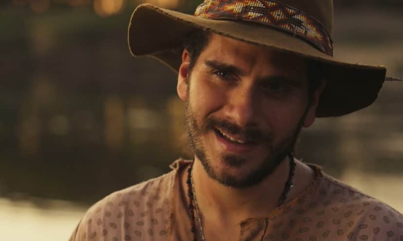 Pantanal - Trindade (Gabriel Sater) 'evapora' ao virar assombração e autor é detonado por desfecho do endiabrado (Foto: Reprodução / Globo) Pantanal - Trindade (Gabriel Sater) 'evapora' ao virar assombração e autor é detonado por desfecho do endiabrado (Foto: Reprodução / Globo)