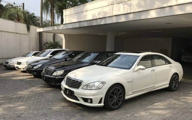 Coleção de carros de luxo de Hebe Camargo (Foto: Reprodução) Coleção de carros de luxo de Hebe Camargo (Foto: Reprodução)