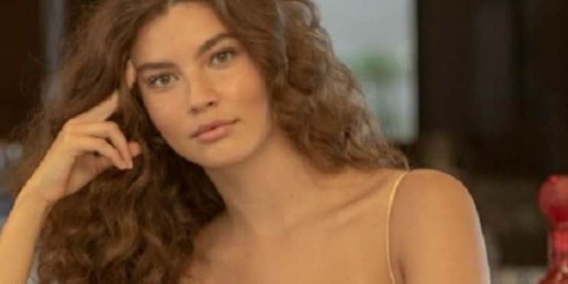 Atriz de Pantanal, se assume lésbica e identidade de mulher é revelada Atriz de Pantanal, se assume lésbica e identidade de mulher é revelada