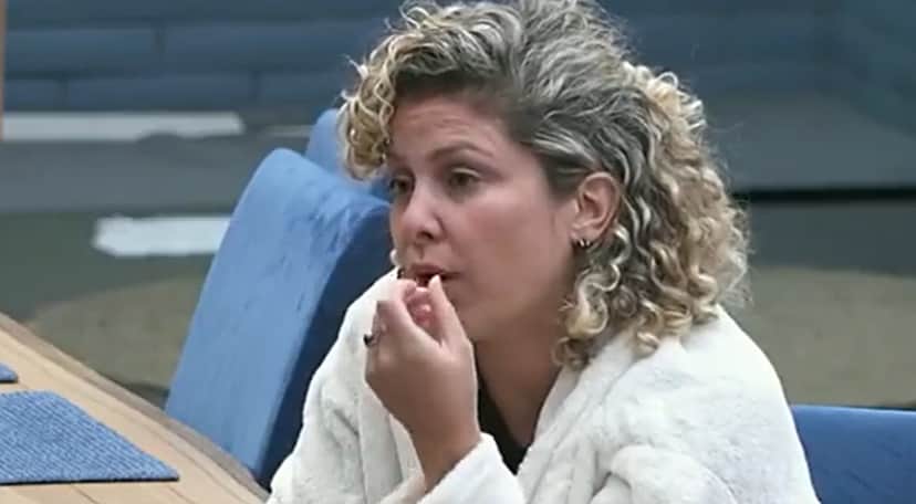 Bárbara Borges se abre com os aliados e alfineta Deolane pelas costas em A Fazenda 14 Bárbara Borges se abre com os aliados e alfineta Deolane pelas costas em A Fazenda 14