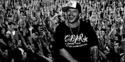 a banda "Charlie Brown Junior" marcou gerações a banda "Charlie Brown Junior" marcou gerações