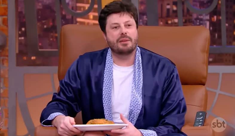 Danilo Gentili confessou a Ratinho situação em encontro com Silvio: "Assinar minha demissão"