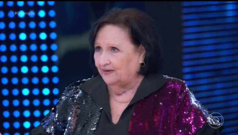 Dona Déa Lúcia falou do Padre Fábio de Melo no Domingão com Huck (Foto: Reprodução) Dona Déa Lúcia falou do Padre Fábio de Melo no Domingão com Huck (Foto: Reprodução)