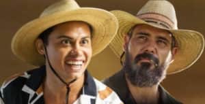 Pantanal - Alcides (Juliano Cazarré) e Zaquieu (Silvero Pereira) vão dormir juntos após declaração do ex-mordomo: "Você é um farol" (Foto: Reprodução / Globo / Montagem TV Foco) Pantanal - Alcides (Juliano Cazarré) e Zaquieu (Silvero Pereira) vão dormir juntos após declaração do ex-mordomo: "Você é um farol" (Foto: Reprodução / Globo / Montagem TV Foco)