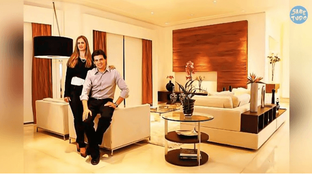 Vida luxuosa e fortuna absurda de Celso Portiolli deixam qualquer um morrendo de inveja - Foto Reprodução Vida luxuosa e fortuna absurda de Celso Portiolli deixam qualquer um morrendo de inveja - Foto Reprodução