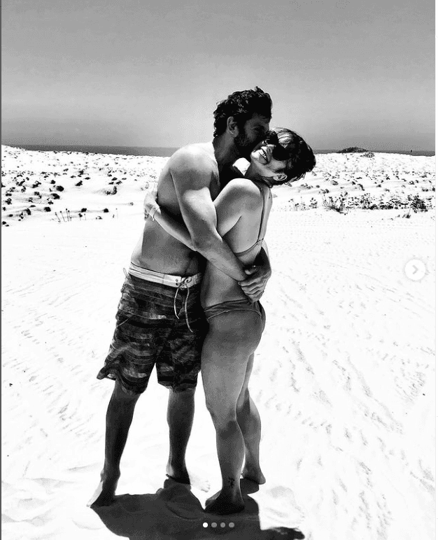 Samara Felipo e Elidio Sanna vivem a sorte de um amor tranquilo (Foto Reprodução/Internet) Samara Felipo e Elidio Sanna vivem a sorte de um amor tranquilo (Foto Reprodução/Internet)