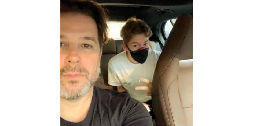 Família reunida chama a atenção por conta de beleza (Reprodução) Família reunida chama a atenção por conta de beleza (Reprodução)
