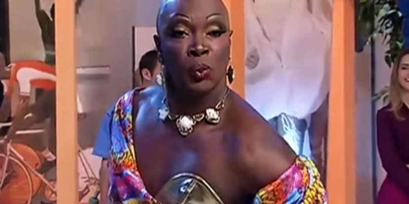 Jorge Lafond, a Vera Verão, envia mensagem espírita e faz alerta para Carlos Alberto: "Cuidado" - Reprodução Jorge Lafond, a Vera Verão, envia mensagem espírita e faz alerta para Carlos Alberto: "Cuidado" - Reprodução