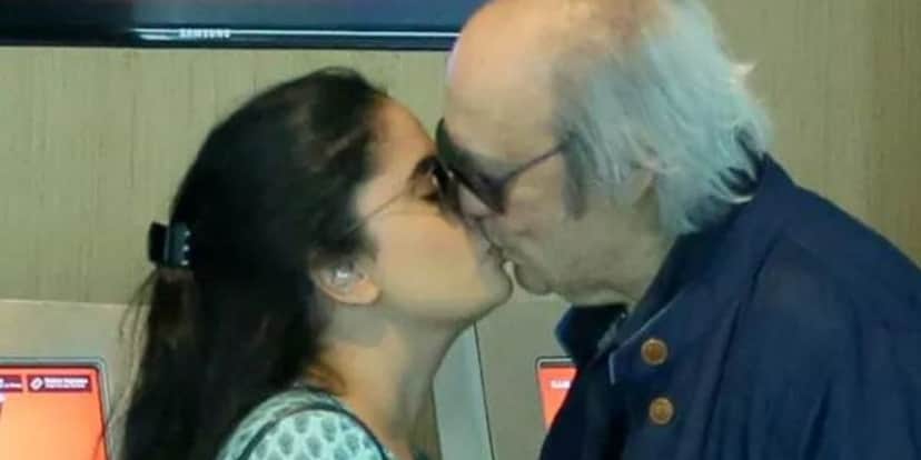 Famoso cantor Erasmo Carlos é casado com Fernanda Passos, 49 anos mais jovem que ele - Reprodução Famoso cantor Erasmo Carlos é casado com Fernanda Passos, 49 anos mais jovem que ele - Reprodução