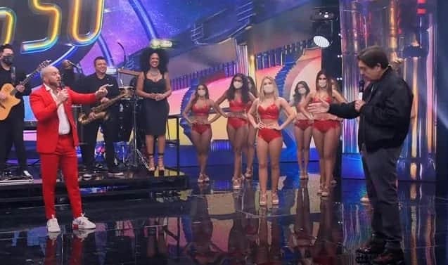 Cantor Belo, em briga na justiça com Denílson, vai até a Band, local de trabalho de rival e atitude dá que falar - Foto Reprodução Band Cantor Belo, em briga na justiça com Denílson, vai até a Band, local de trabalho de rival e atitude dá que falar - Foto Reprodução Band