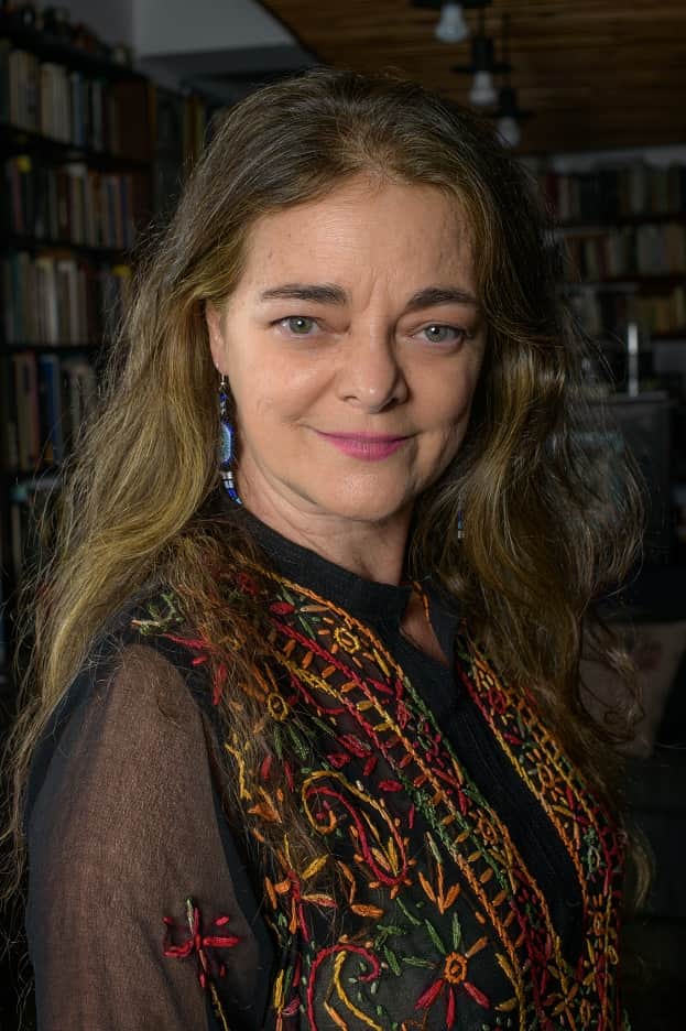 Atriz Inês Peixoto, que trabalhou na Globo, se feriu durante apresentação no teatro (Foto: Reprodução) Atriz Inês Peixoto, que trabalhou na Globo, se feriu durante apresentação no teatro (Foto: Reprodução)