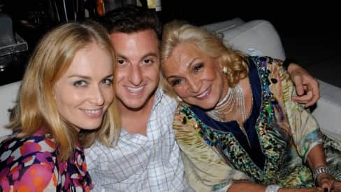 Angélica, esposa de Luciano Huck, confessou que a Globo teria barrado a participação de Hebe em seu programa - Foto Reprodução