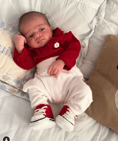 Atriz Viviane Araújo publica clique raro do seu filho Joaquim e deixa seus seguidores encantados - Foto Reprodução Atriz Viviane Araújo publica clique raro do seu filho Joaquim e deixa seus seguidores encantados - Foto Reprodução