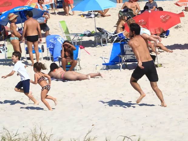 Aos 29 anos, o galã da Globo, Felipe Simas é pai das crianças mais lindas do Brasil - (Foto: AgNews) Aos 29 anos, o galã da Globo, Felipe Simas é pai das crianças mais lindas do Brasil - (Foto: AgNews)