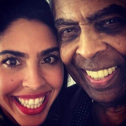 Cantor Gilberto Gil e sua filha, Bela Gil Foto: Reprodução Cantor Gilberto Gil e sua filha, Bela Gil Foto: Reprodução