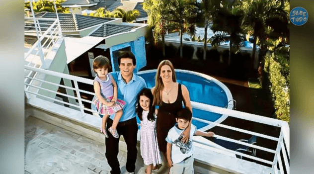 Vida luxuosa e fortuna absurda de Celso Portiolli deixam qualquer um morrendo de inveja - Foto Reprodução Vida luxuosa e fortuna absurda de Celso Portiolli deixam qualquer um morrendo de inveja - Foto Reprodução