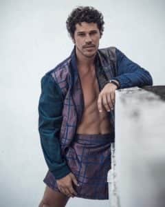 Intérprete de Tadeu de Pantanal arrancou suspiros dos fãs (Foto: Reprodução / Instagram / Vinícius Mochizuki) Intérprete de Tadeu de Pantanal arrancou suspiros dos fãs (Foto: Reprodução / Instagram / Vinícius Mochizuki)