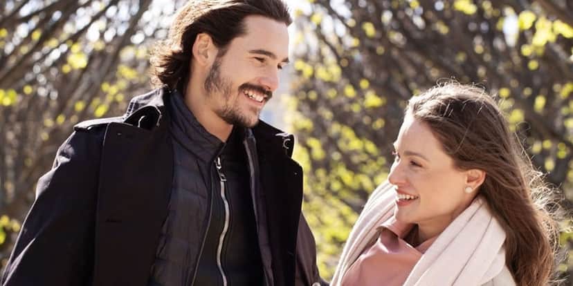 Giselle tem 42 anos e já foi confundida como namorada do filho, Nicolas Prattes, de 25, que é galã da Globo (Foto: Reprodução / Instagram) Giselle tem 42 anos e já foi confundida como namorada do filho, Nicolas Prattes, de 25, que é galã da Globo (Foto: Reprodução / Instagram)