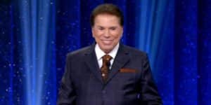 Silvio Santos retorna ao SBT após alguns meses afastado por conta da pandemia do Covid-19 (Reprodução: SBT) Silvio Santos retorna ao SBT após alguns meses afastado por conta da pandemia do Covid-19 (Reprodução: SBT)