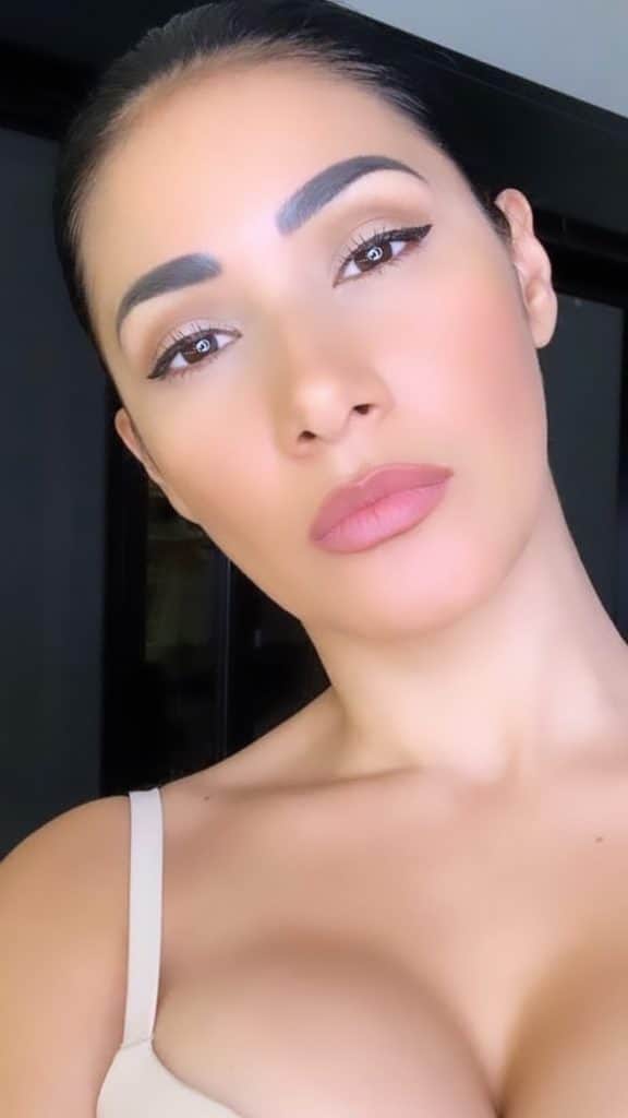 Simaria deixa a internet enlouquecida com foto ousada (Foto Reprodução/Instagram) Simaria deixa a internet enlouquecida com foto ousada (Foto Reprodução/Instagram)