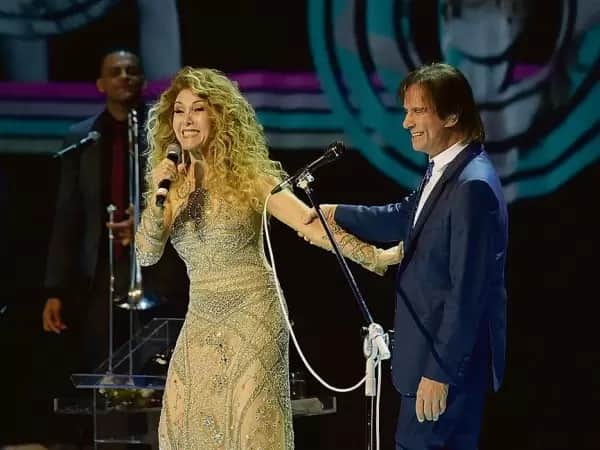 Estrelas da Jovem Guarda, Wanderléa falou sobre namoro com Roberto Carlos (Foto: Reprodução) Estrelas da Jovem Guarda, Wanderléa falou sobre namoro com Roberto Carlos (Foto: Reprodução)