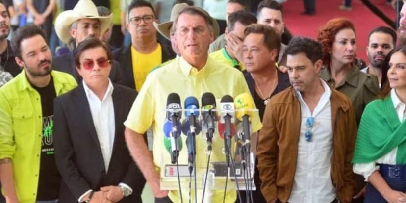 Sertanejos se reuniram com Bolsonaro antes do segundo turno (Foto: Reprodução) Sertanejos se reuniram com Bolsonaro antes do segundo turno (Foto: Reprodução)