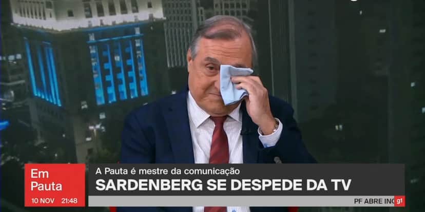 Carlos Alberto Sardenberg chora ao vivo em sua despedida da Globo (Reprodução: Globo) Carlos Alberto Sardenberg chora ao vivo em sua despedida da Globo (Reprodução: Globo)