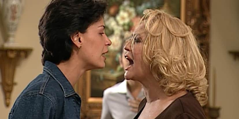 Carolina Ferraz e Susana Vieira na novela Por Amor, da Globo (Foto: Reproduçao) Carolina Ferraz e Susana Vieira na novela Por Amor, da Globo (Foto: Reproduçao)