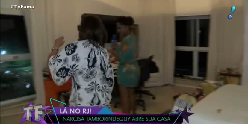 Seu quarto é onde guarda a vasta coleção de óculos (Reprodução: RedeTV!) Seu quarto é onde guarda a vasta coleção de óculos (Reprodução: RedeTV!)