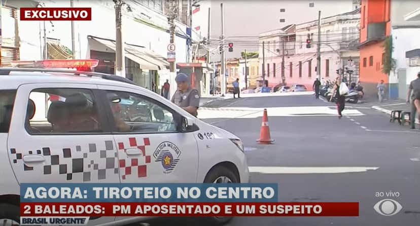 Datena deu notícia de tiroteio durante o Brasil Urgente (Foto: Reprodução / Band) Datena deu notícia de tiroteio durante o Brasil Urgente (Foto: Reprodução / Band)