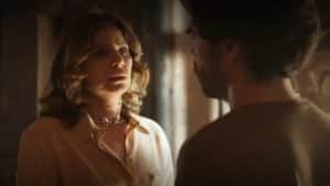 Deodora (Debora Bloch) volta a seduzir Pajeú (Caio Blat) e clima esquenta em 'Mar do Sertão' (Foto: Reprodução / Globo) Deodora (Debora Bloch) volta a seduzir Pajeú (Caio Blat) e clima esquenta em 'Mar do Sertão' (Foto: Reprodução / Globo)