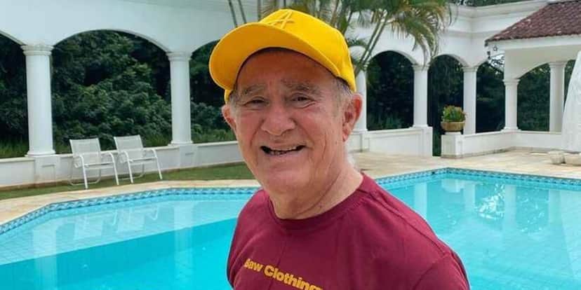Renato Aragão está se desfazenda da mansão em que vive no Recreio dos Bandeirantes, no Rio de Janeiro (Foto: Reprodução / Instagram) Renato Aragão está se desfazenda da mansão em que vive no Recreio dos Bandeirantes, no Rio de Janeiro (Foto: Reprodução / Instagram)