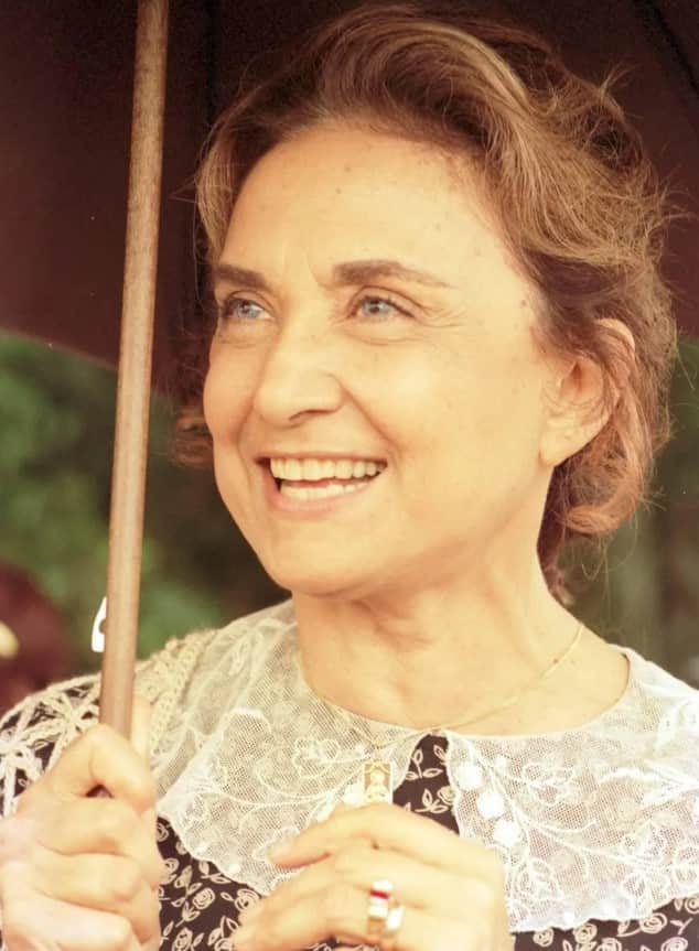 Eva Wilma, um dos medalhões da Globo, protagonizou a novela "Elas Por Elas" (Foto: Reprodução / Internet) Eva Wilma, um dos medalhões da Globo, protagonizou a novela "Elas Por Elas" (Foto: Reprodução / Internet)