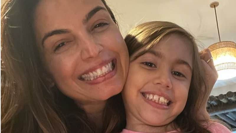 Emanuelle Araújo tem difícil notícia da morte de sobrinha Emanuelle Araújo tem difícil notícia da morte de sobrinha