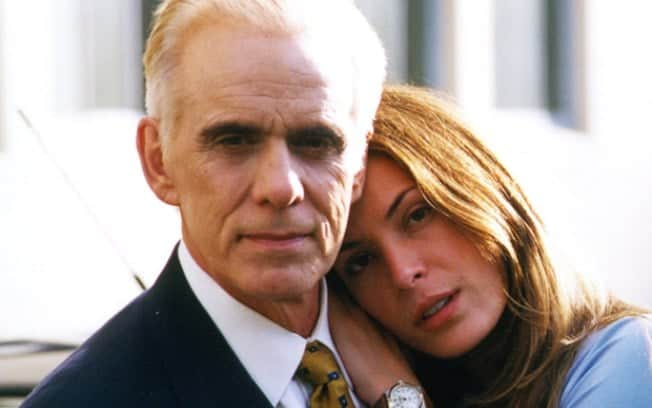 Francisco Cuoco e Carolina Ferraz não tiveram uma boa relação quando contracenaram juntos (Foto: Reprodução) Francisco Cuoco e Carolina Ferraz não tiveram uma boa relação quando contracenaram juntos (Foto: Reprodução)