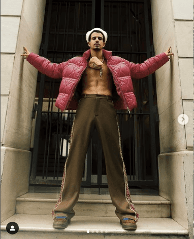 Filho de Claudia Raia, aos 25 anos, tem beleza absurda e sem dúvidas é o homem mais lindo do Brasil - Foto Reprodução Instagram