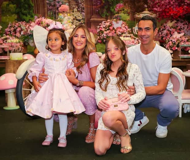 Manuella, filha a apresentadora Ticiane Pinheiro e do jornalista César Tralli, da Globo, é a menina mais linda do Brasil - Foto Reprodução Manuella, filha a apresentadora Ticiane Pinheiro e do jornalista César Tralli, da Globo, é a menina mais linda do Brasil - Foto Reprodução