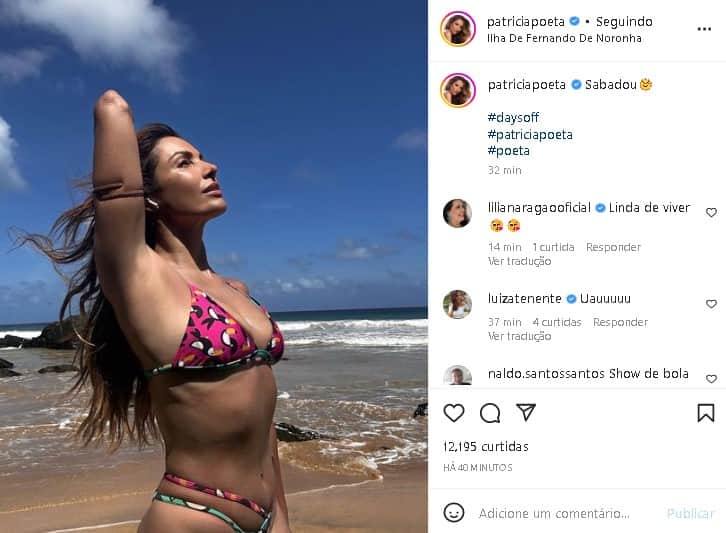Patrícia Poeta expôs corpo escultural nas redes sociais ao surgir somente de biquíni (Foto: Reprodução) Patrícia Poeta expôs corpo escultural nas redes sociais ao surgir somente de biquíni (Foto: Reprodução)