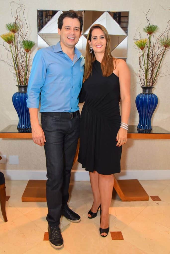 Celso Portiolli ao lado de sua esposa (Reprodução) Celso Portiolli ao lado de sua esposa (Reprodução)