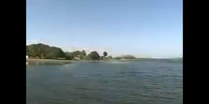 Lago da casa do cantor (Reprodução) Lago da casa do cantor (Reprodução)