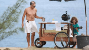 Mário Gomes foi flagrado como ambulante na praia (Foto: Divulgação/internet) Mário Gomes foi flagrado como ambulante na praia (Foto: Divulgação/internet)