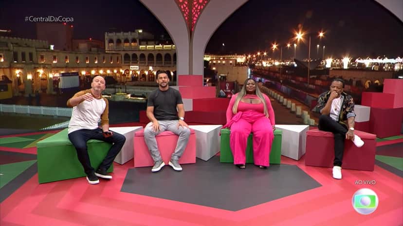 Alex Escobar, Fred, Jojo Todynho e Xande de Pilares na Central da Copa (Foto: Reprodução / TV Globo) Alex Escobar, Fred, Jojo Todynho e Xande de Pilares na Central da Copa (Foto: Reprodução / TV Globo)