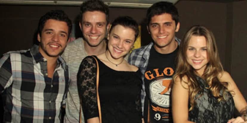 Daniela Carvalho e o elenco de Malhação (Reprodução: Globo) Daniela Carvalho e o elenco de Malhação (Reprodução: Globo)