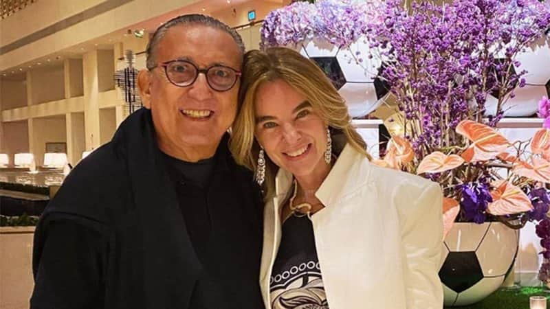 Desirée Soares, esposa do famoso da Globo, Galvão Bueno, descobriu câncer e confessou como lidou com situação - Foto Reprodução Desirée Soares, esposa do famoso da Globo, Galvão Bueno, descobriu câncer e confessou como lidou com situação - Foto Reprodução