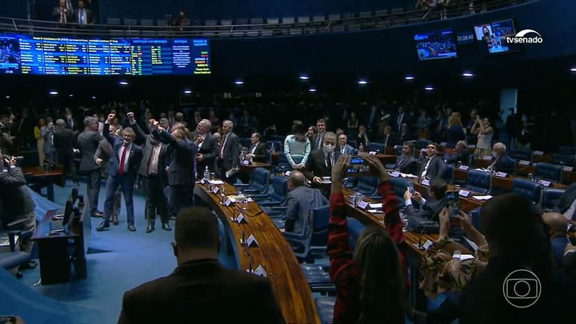 Senadores votaram a favor da PEC da transição para o governo de Lula no Congresso (Foto: Reprodução / TV Globo) Senadores votaram a favor da PEC da transição para o governo de Lula no Congresso (Foto: Reprodução / TV Globo)