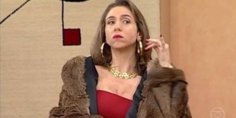 Marisa Orth como a Magda da sitcom 'Sai de Baixo' - Foto: Reprodução Marisa Orth como a Magda da sitcom 'Sai de Baixo' - Foto: Reprodução