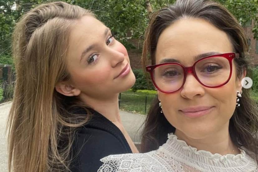 Gabriela Duarte e sua filha (Foto: Reprodução)
