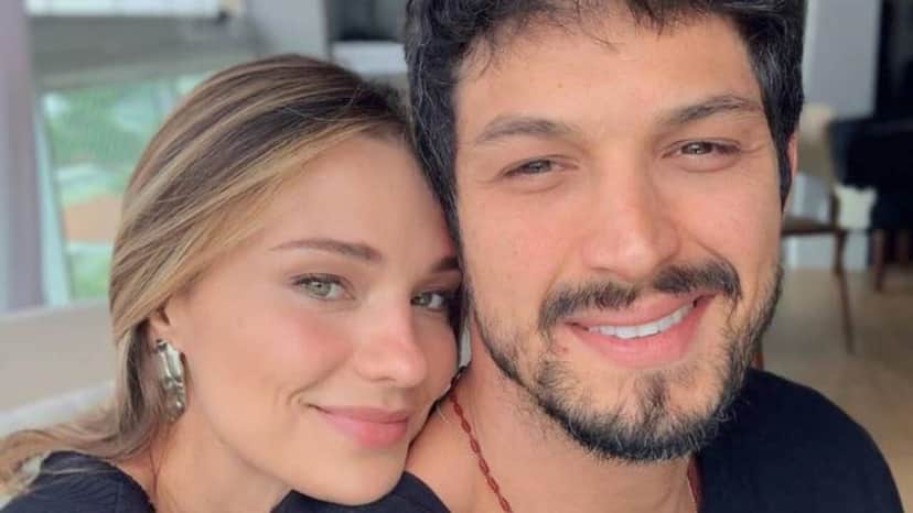 Romulo Estrela e sua esposa Nilma Quariguasi - Foto Reprodução Romulo Estrela e sua esposa Nilma Quariguasi - Foto Reprodução